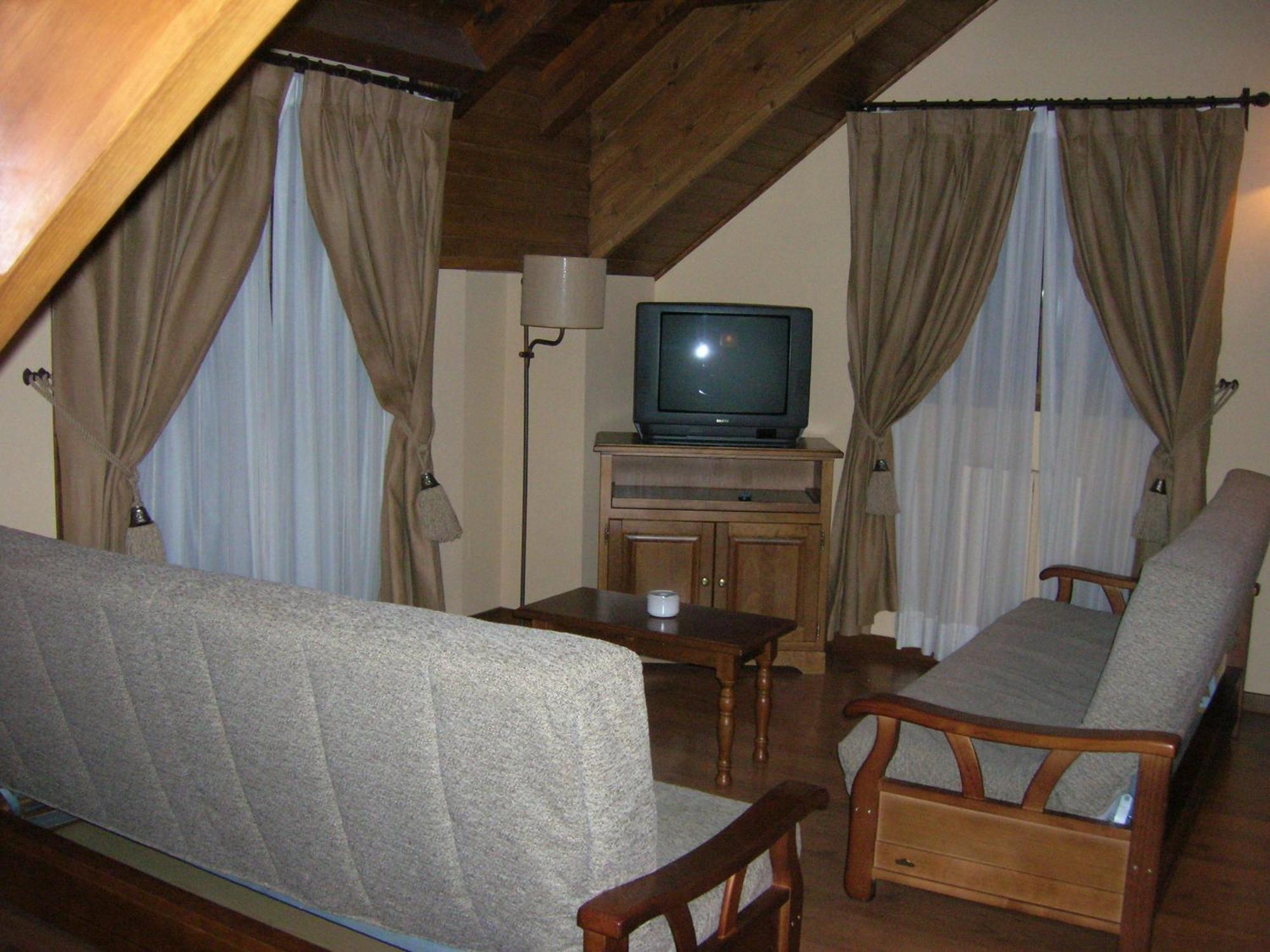 Apartamentos Casa Lavedan Трамакастиля де Тена Екстериор снимка