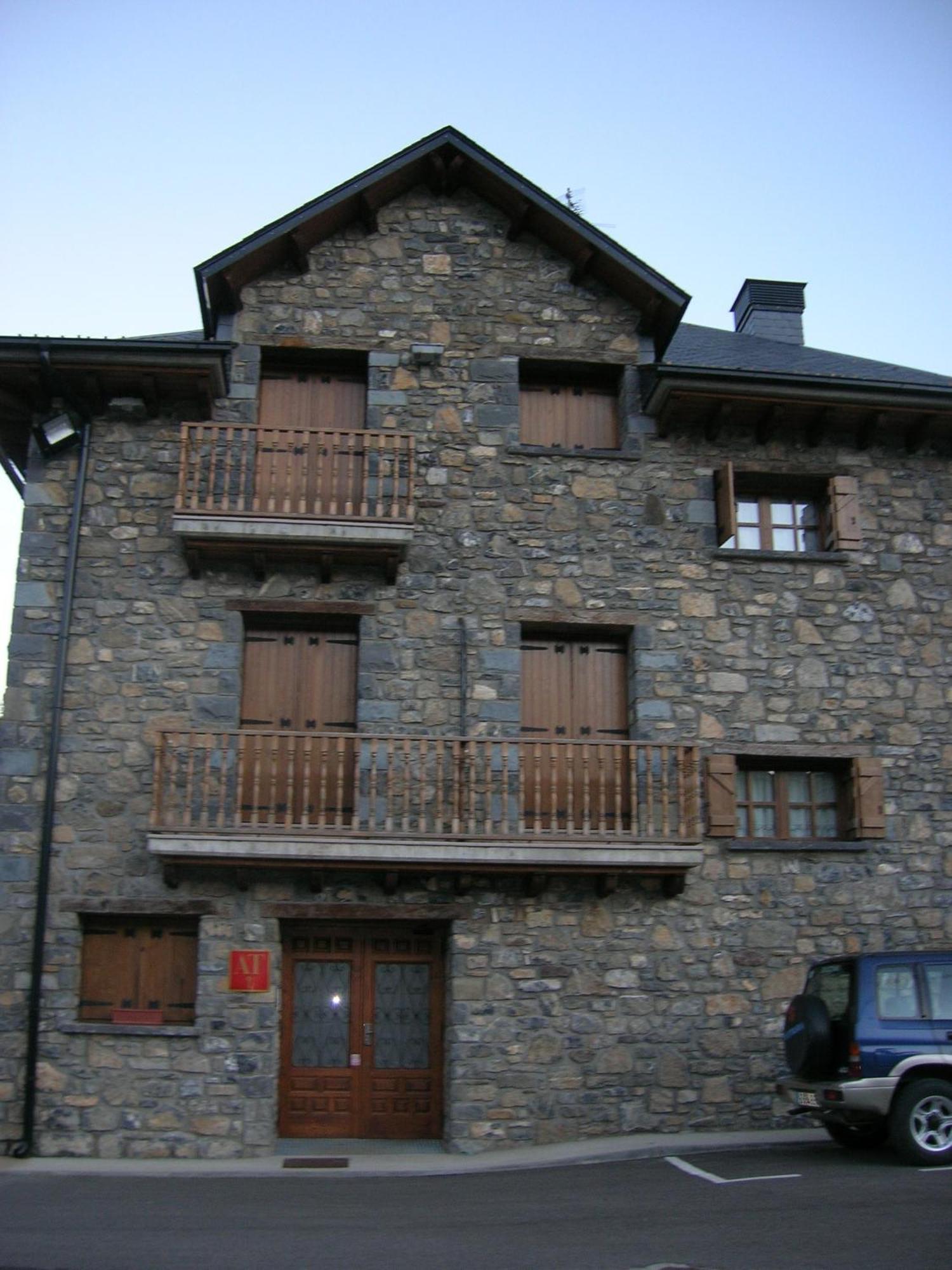 Apartamentos Casa Lavedan Трамакастиля де Тена Екстериор снимка