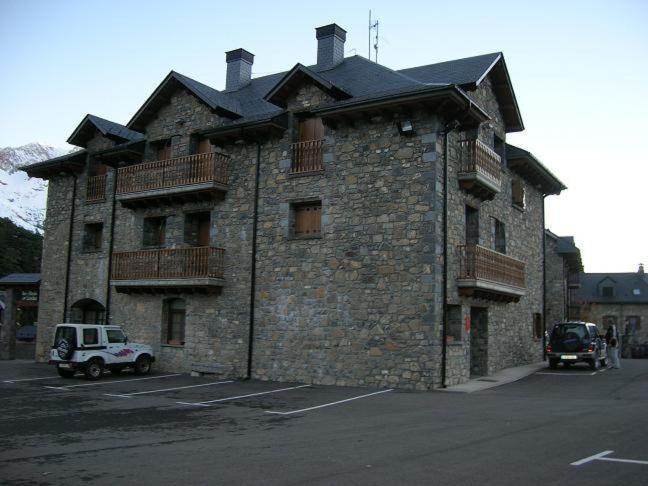 Apartamentos Casa Lavedan Трамакастиля де Тена Екстериор снимка