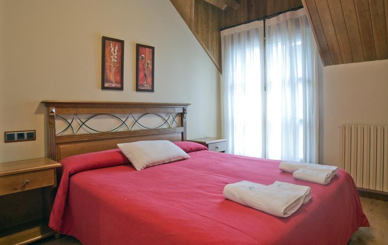 Apartamentos Casa Lavedan Трамакастиля де Тена Екстериор снимка